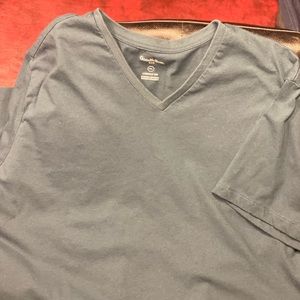 Casual V-neck T-shirt